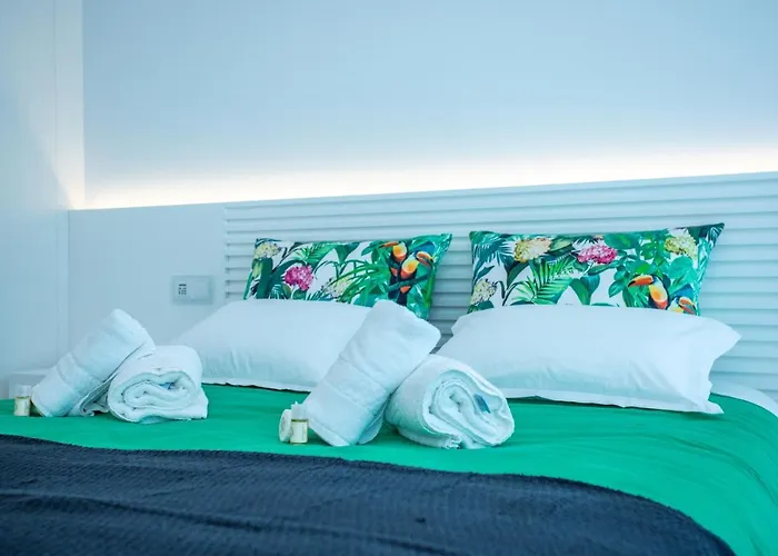 Ocean 52 By Rent4all