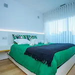 Ocean 52 By Rent4all