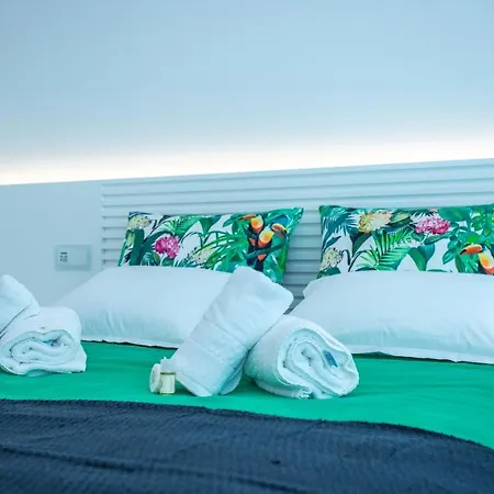 Ocean 52 By Rent4all