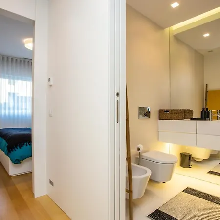 Ocean 52 By Rent4all Apartamento