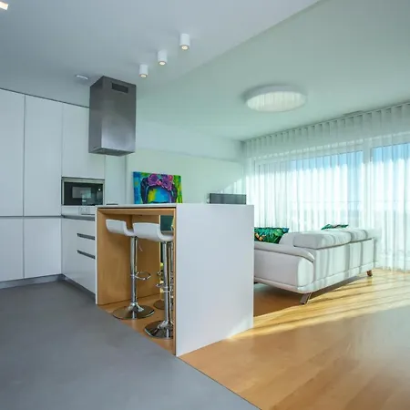 شقة Ocean 52 By Rent4all فيغيورا دا فوز