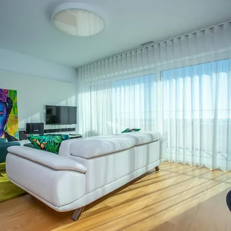 Ocean 52 By Rent4all Apartamento Figueira da Foz
