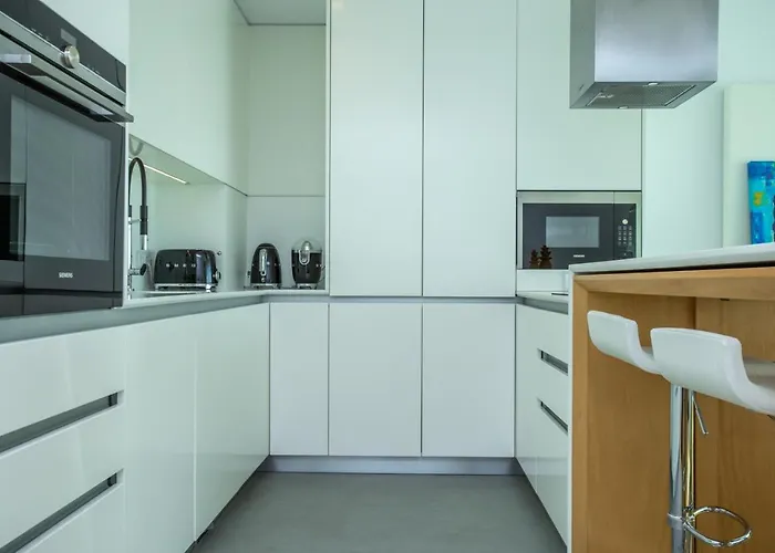 Ocean 52 By Rent4all * Figueira da Foz