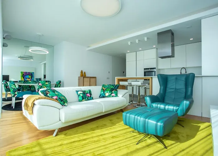 Ocean 52 By Rent4all